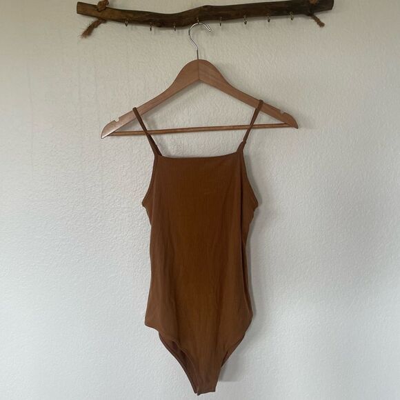 Brown bodysuit  - Picture 2 of 4